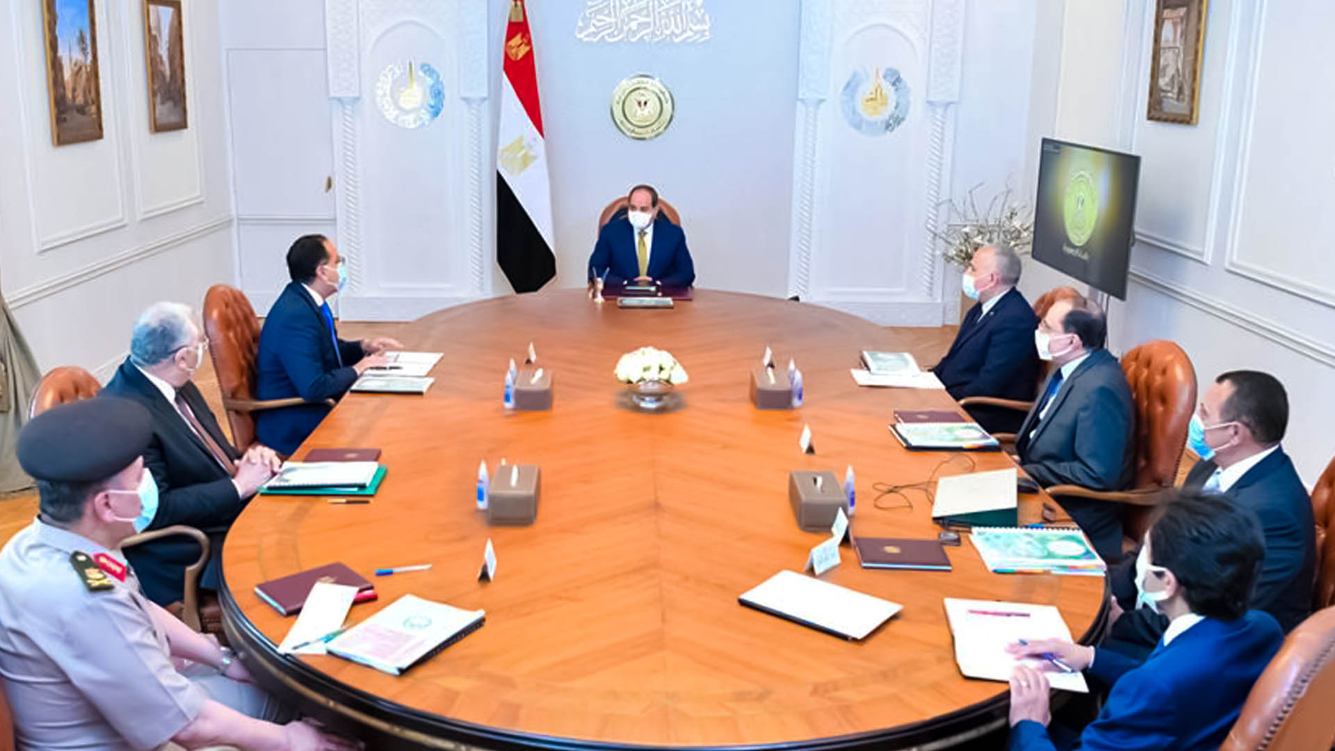 El-Sisi monitors land reclamation projects of the Egyptian countryside