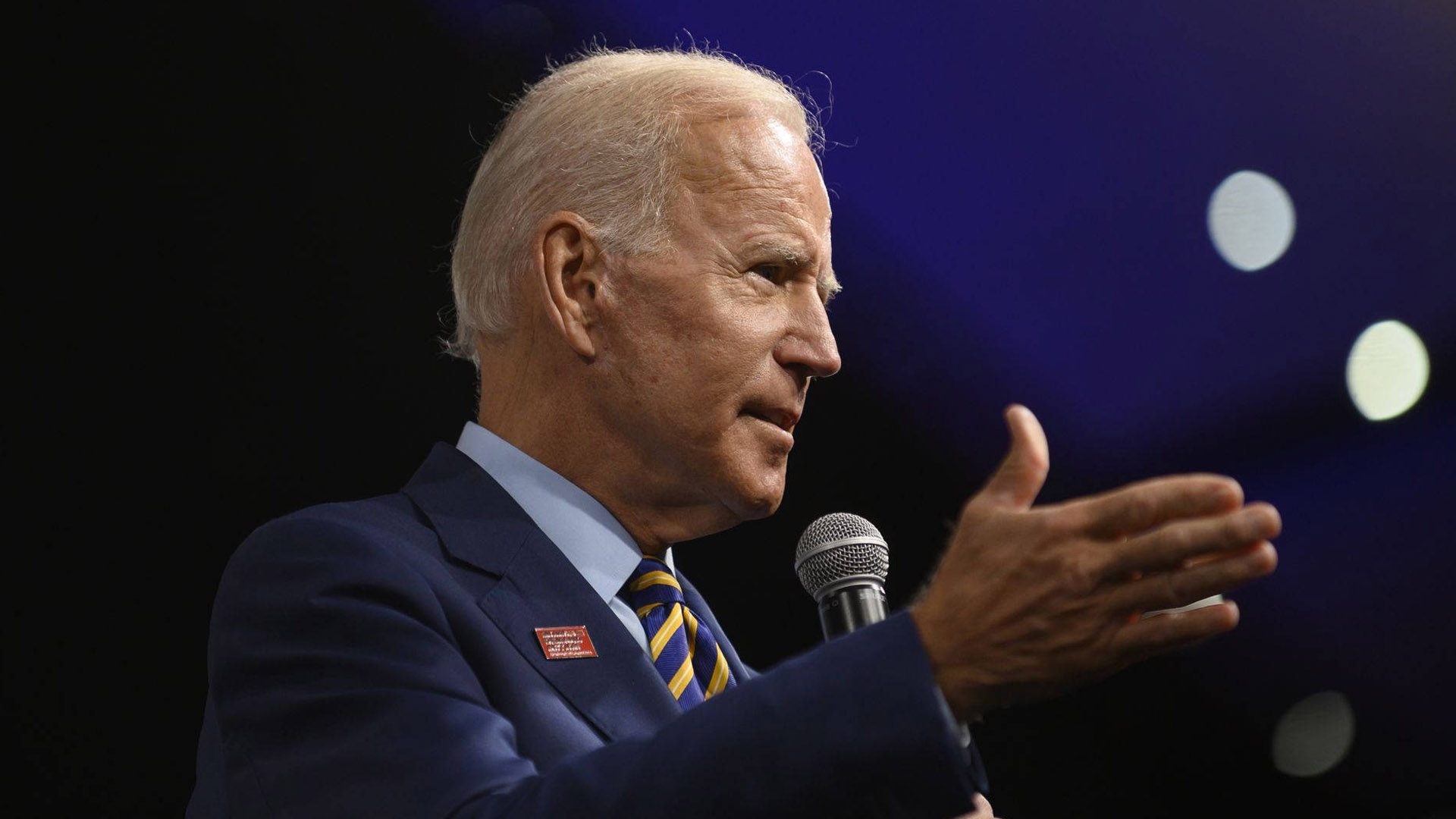 Biden signs a $40 billion aid package for Ukraine while in Seoul