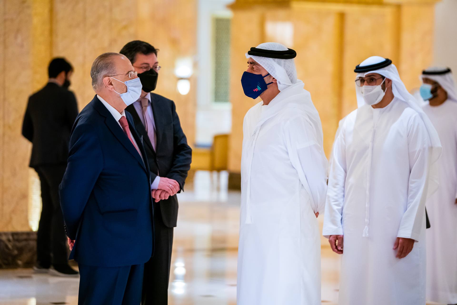 Foreign ministers of the UAE and Cyprus discuss improving relations